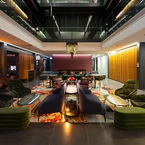 4* Hotel East And
